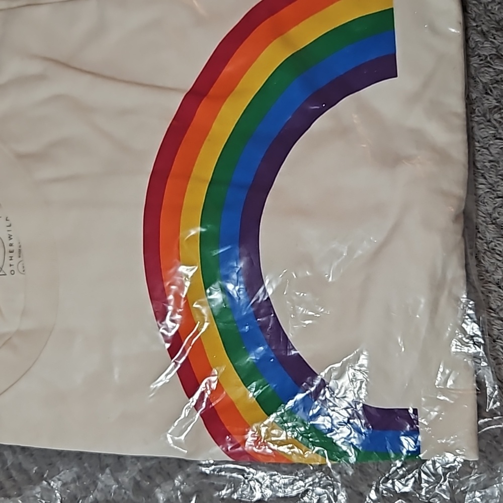 RAINBOW TSHIRT 2XL